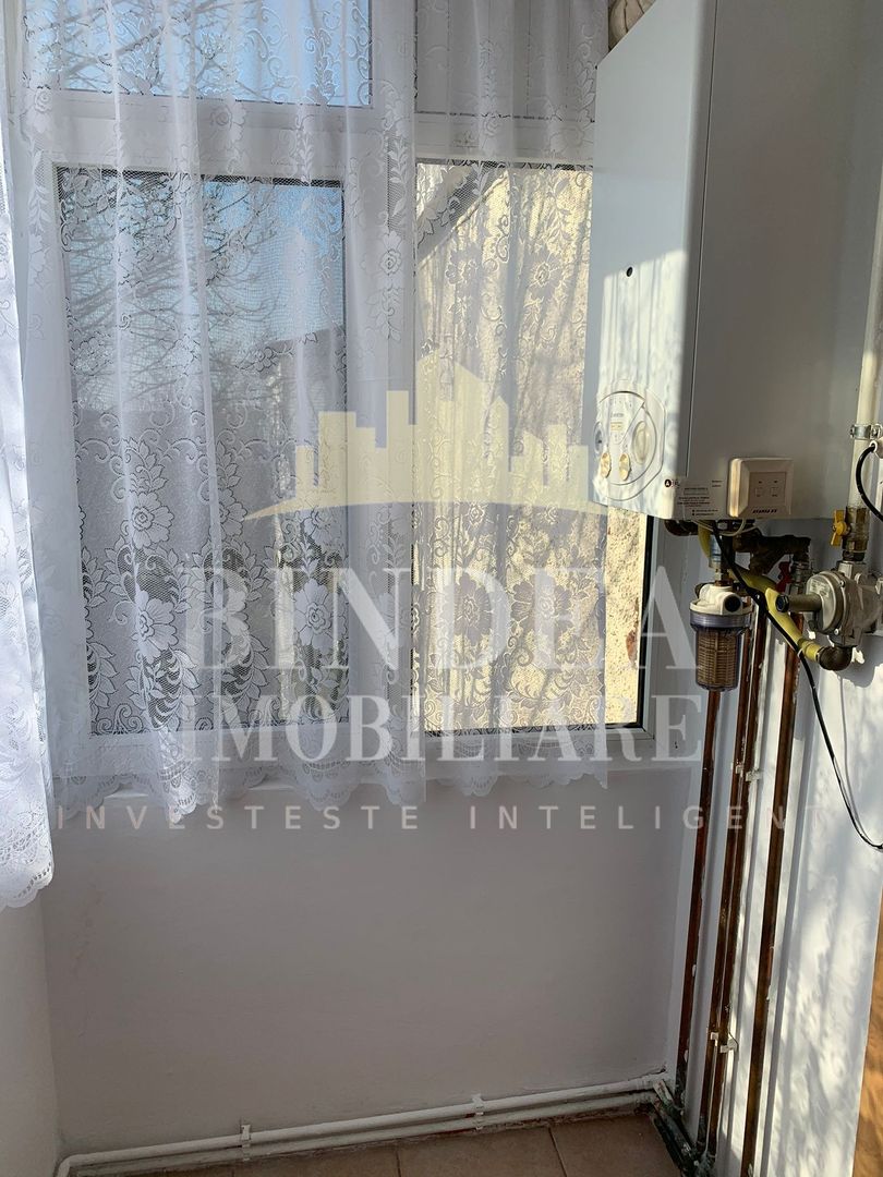 Apartament 2 camere decomandat, 2 balcoane, Lipovei, centrala si clima - Poză 7