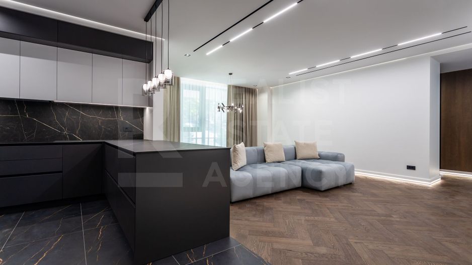 Chirie, apartament, 4 camere, str. Universității, Centru - Poză 17
