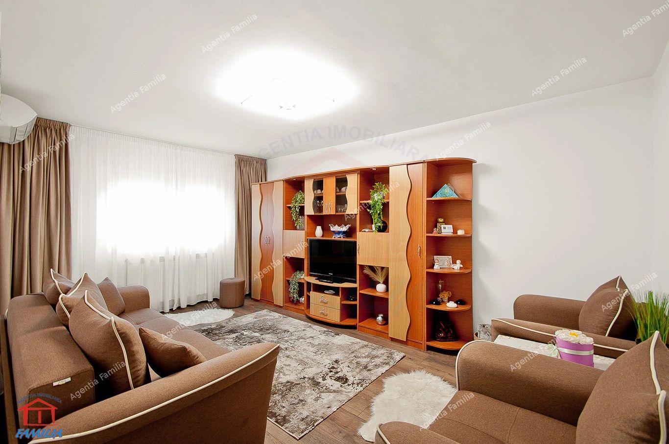 De închiriat apartament 3 camere, Micro 21 - Poză 13