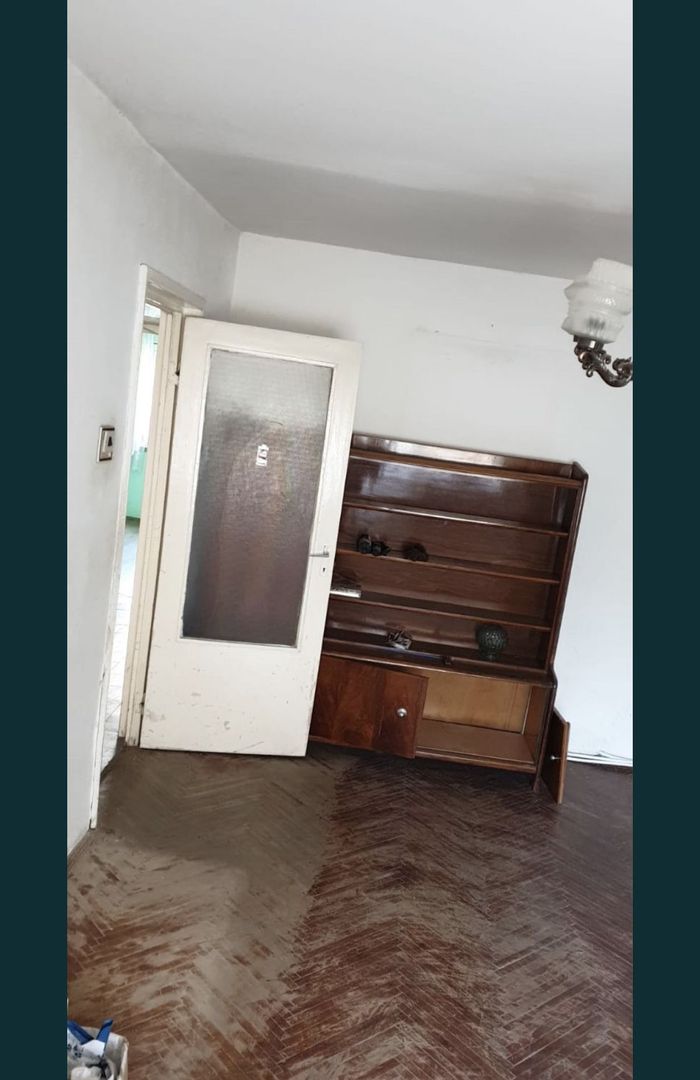 Agentia Europa vinde apartament 3 camere - Poză 3