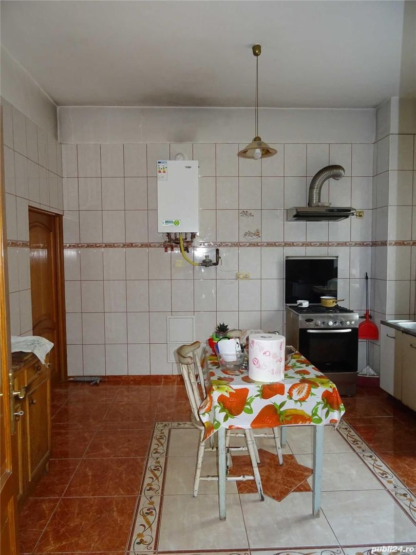 Vila 7 camere 285.000 euro, negociabil - Poză 5