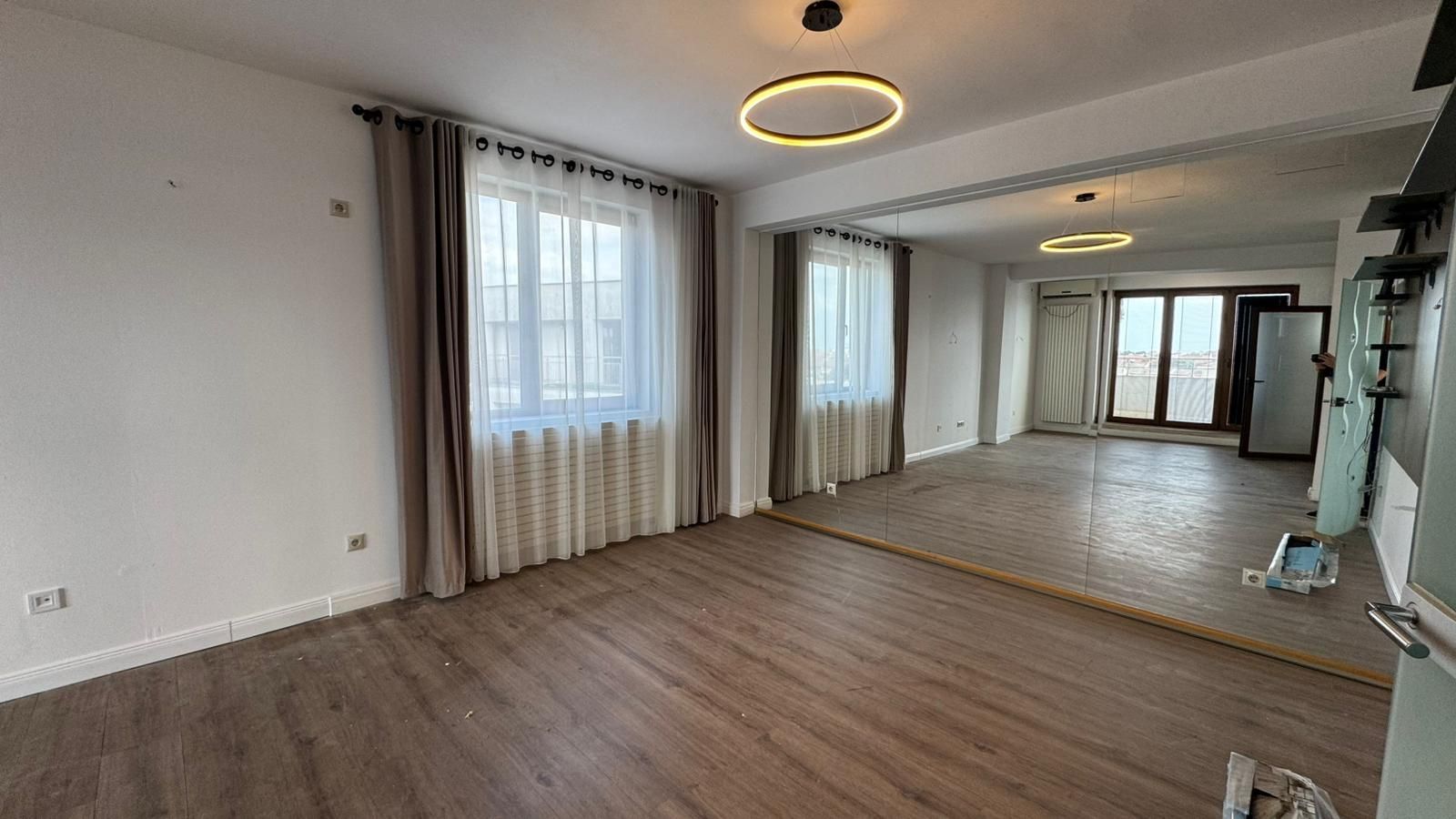 COMISION 0 | Penthouse | 3 camere | 143 mp utili | Complex Studențesc - Poză 8