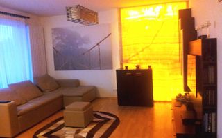 PENTHOUOSE SPATIOS CU 3 CAMERE IN COMPLEX REZIDENTIAL - Poză 2