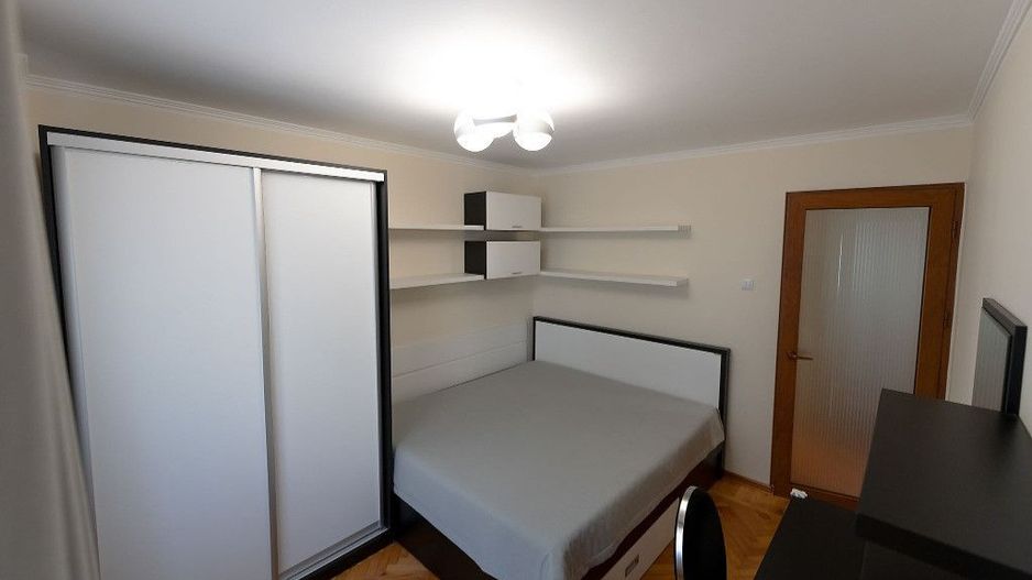 Aparament 3 camere, Piata centrala - Poză 8