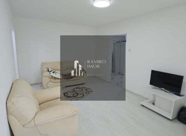 Apartament 2 camere, zona 1 decembrie 1918 Titan - Poză 1