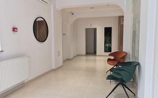 Zero comision, 33mp birou de mici dimensiuni, Victoriei, 8' metrou - Poză 3