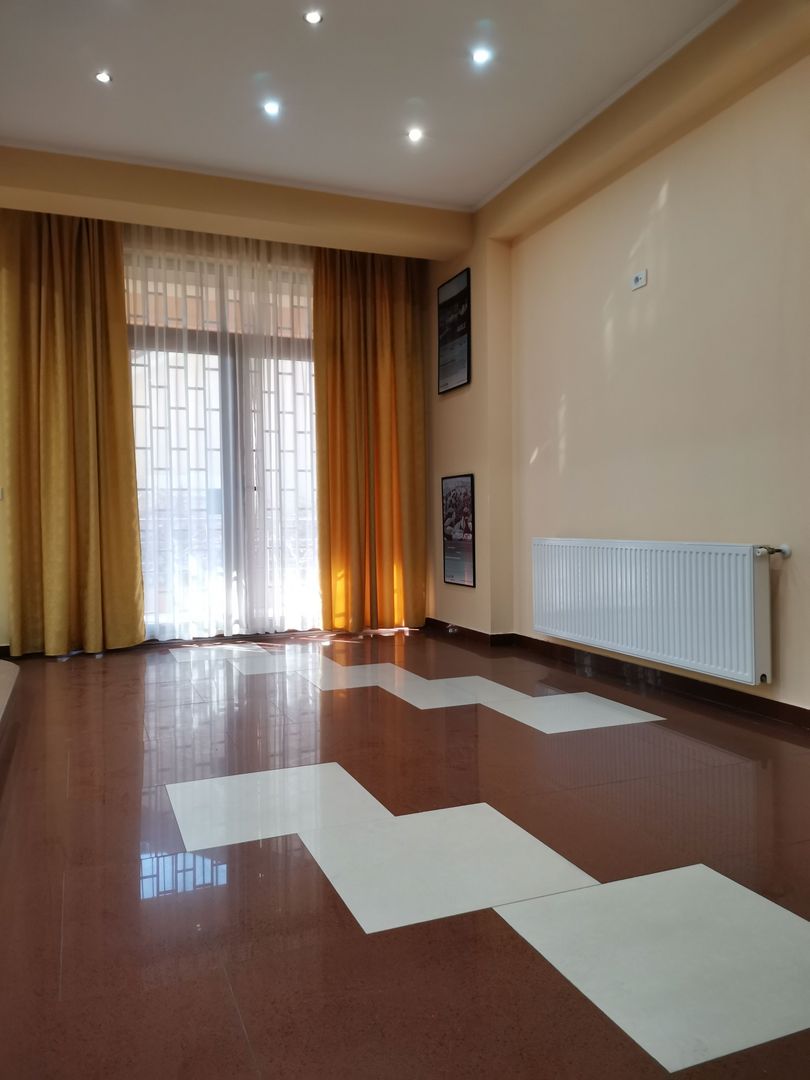 Vila str Garlei cu garaj dublu - Poză 10