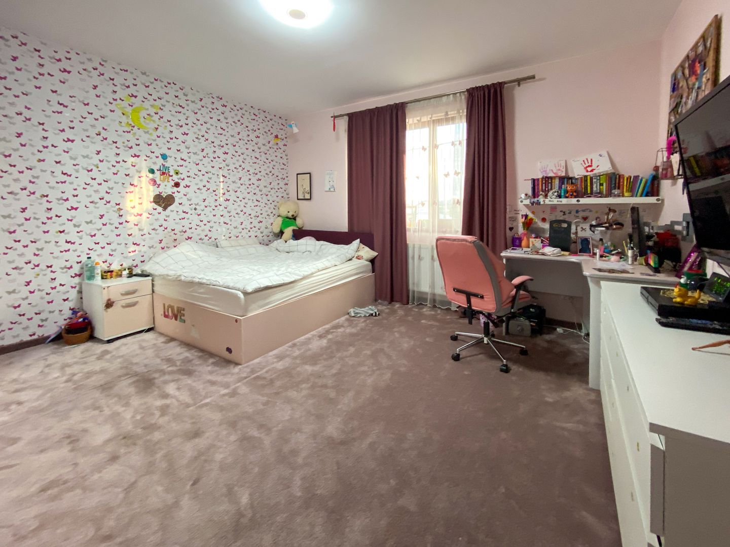 Descoperă Eleganța și Rafinamentul: Vila de Vis pe un lot generos - Poză 23