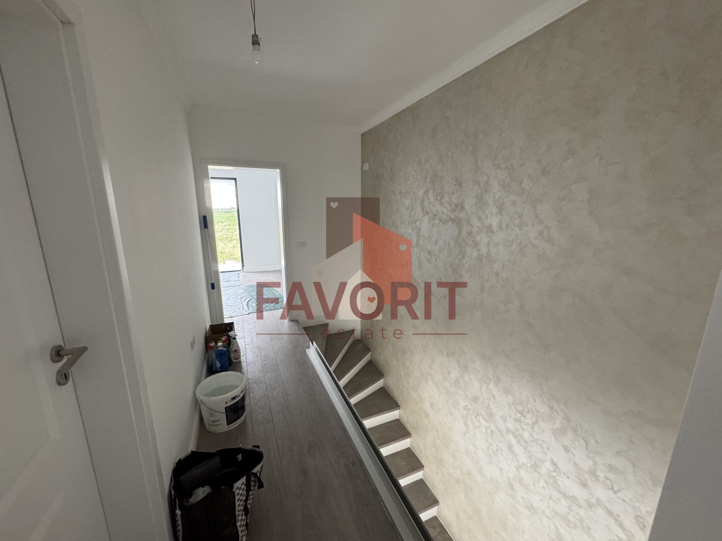 Comision 0%. Panouri si pompa de caldura. Despartit prin camera tehnica - Poză 12