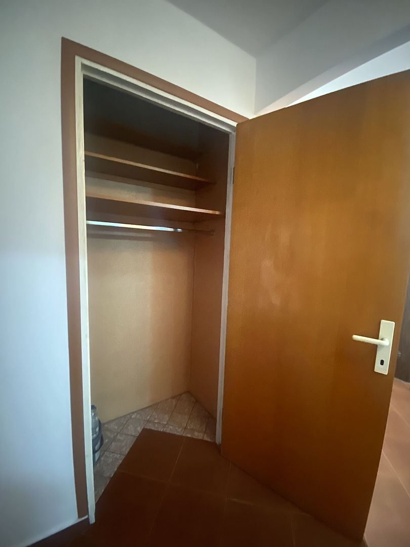 Apartament spatios, trei camere, Lujerului - Poză 5