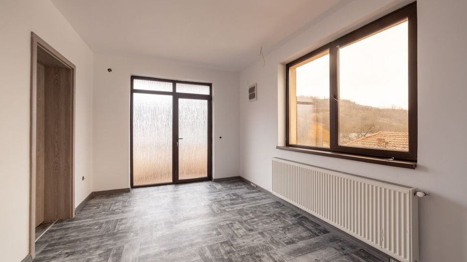 Casă spațioasă P+1+M – Izvorani, Ștefănești | Ideală pentru 2 familii! - Poză 16