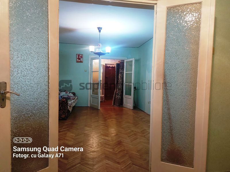 Apartament tip C cu 3 camere str.Sovata - Poză 4