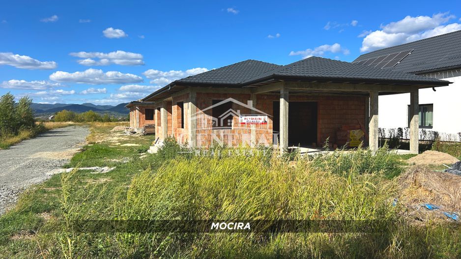Casa la rosu 150m2 in Mocira MM teren 5,5 ari - Poză 1