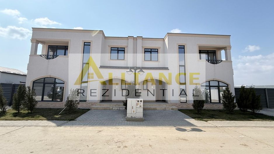 Duplex - 5 camere - 3 bai - 304 mp teren la intrare in comuna Berceni - Poză 1