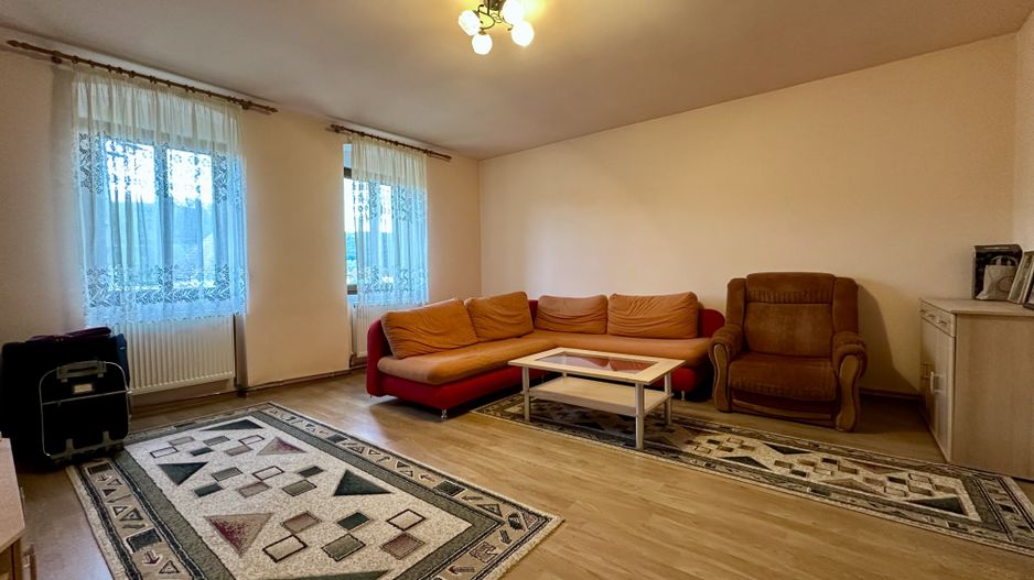 De vînzare casă cu 5 camere, sat Apoș, com. Bârghiș, jud. Sibiu - Poză 5