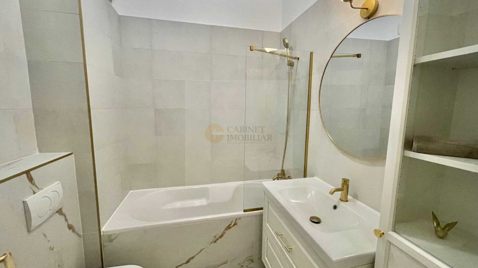 2 camere decomandat | Mobilat și utilat lux | Vedere panoramica - Poză 12