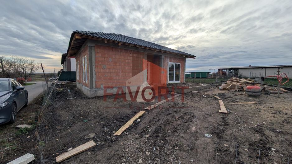 Casă individuală | Parter | Toate utilitatile | Finisaje premium | Curte | Pod - Poză 1