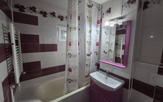 SE VINDE APARTAMENT 3 CAMERE, MICRO 17, 91.000 EURO - Poză 6