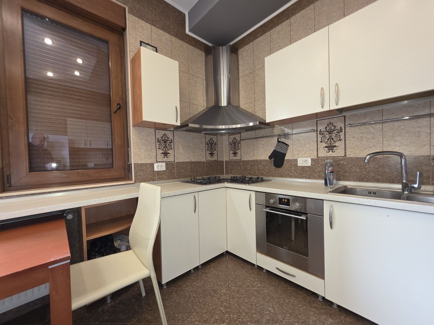 Reducere pret! ! Vila top cu piscina inchisa,  incalzita, barbeque - Poză 13