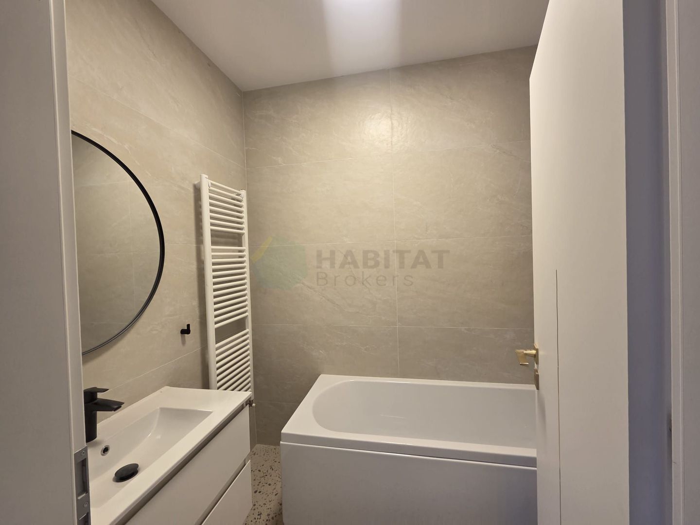 Vilă premium în stil brâncovenesc, cu grădină proprie - Poză 8