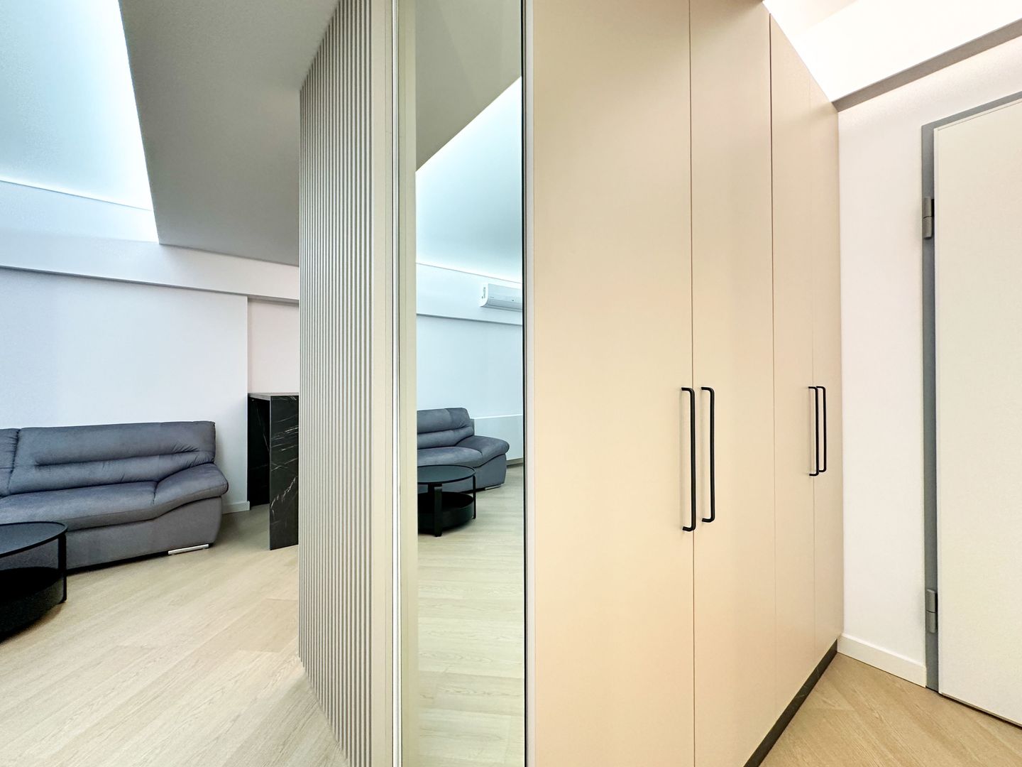 Apartament 3 camere I Cortina North I Parcare subterană - Poză 7