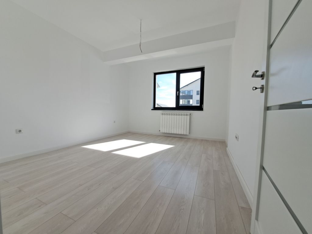 NOU APARTAMENT 3 CAMERE 2 BAI NICOLINA PLATOU GALATA - Poză 8