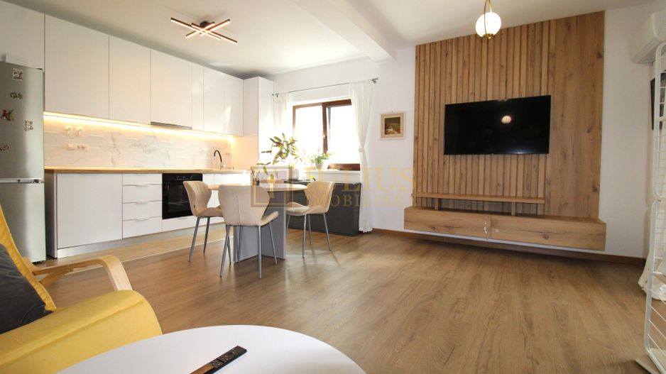 Casă modernă 3 camere, mobilată complet, curte 300 mp - Poză 6