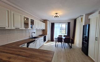 Lux la 5 minute de Iulius Town - Poză 2