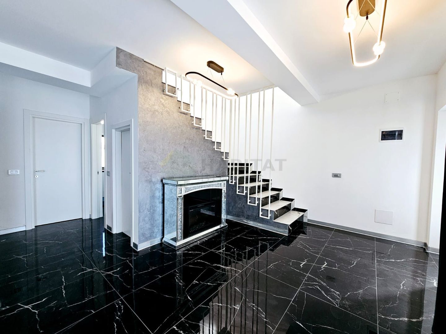 OFERTA 249.000 !!! Vila de vis din Tunari – Lux, rafinament și confort absolut! - Poză 11