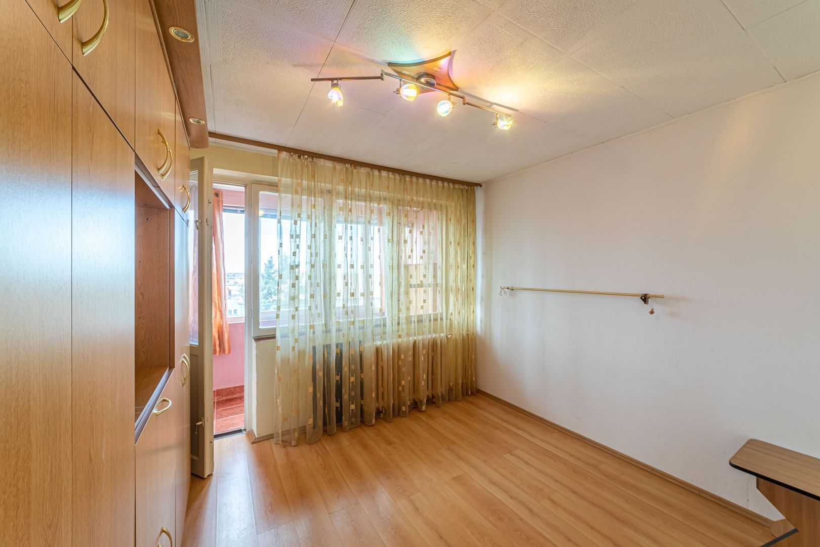 Apartament decomandat cu 2 camere zona Boul Roșu - Poză 5
