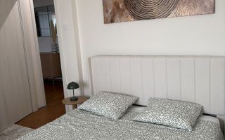 Apartament 2 camere metrou Aparatorii Patriei - Poză 3