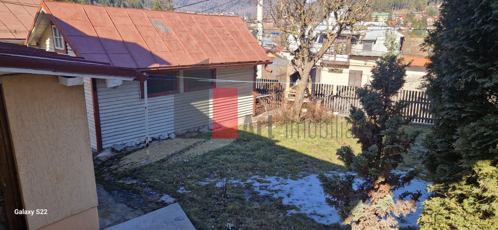 CASA DE VANZARE IN BUSTENI- POIANA TAPULUI - Poză 16