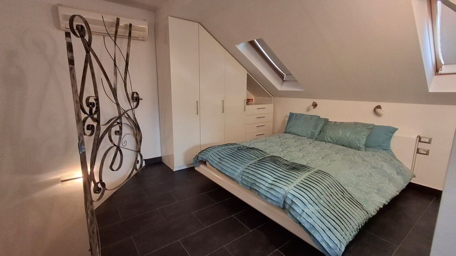 Casa individuala de vanzare, 4 camere, Sibiu, Calea Poplacii - Poză 9