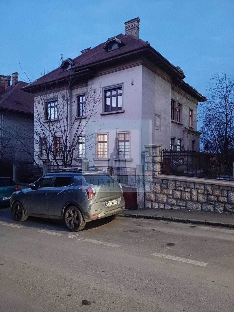 2 Apartamente,  Demisol+Parter, 9 camere - zona Centrul Istoric - Poză 6