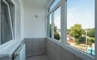 Aapartament 2 camere, luminos, etaj intermediar - Poză 12