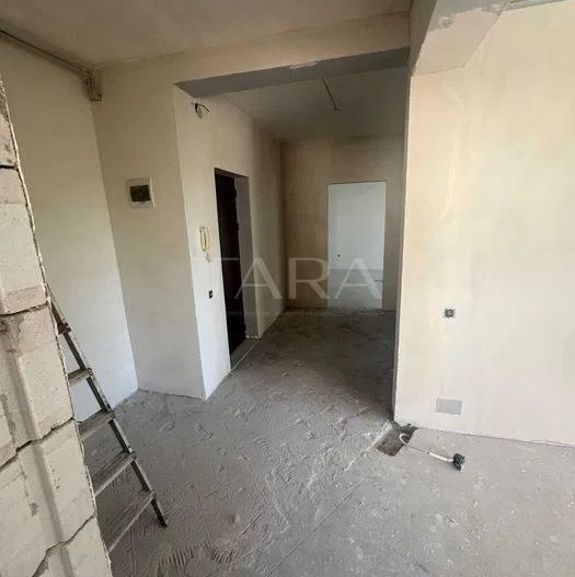 Apartament cu 3 camere în Andrei Mureșanu - Poză 4