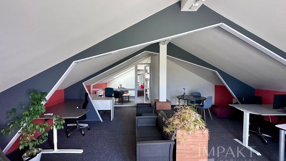 Spatiu office modern cu terase si parcari | 250 mp - Poză 12