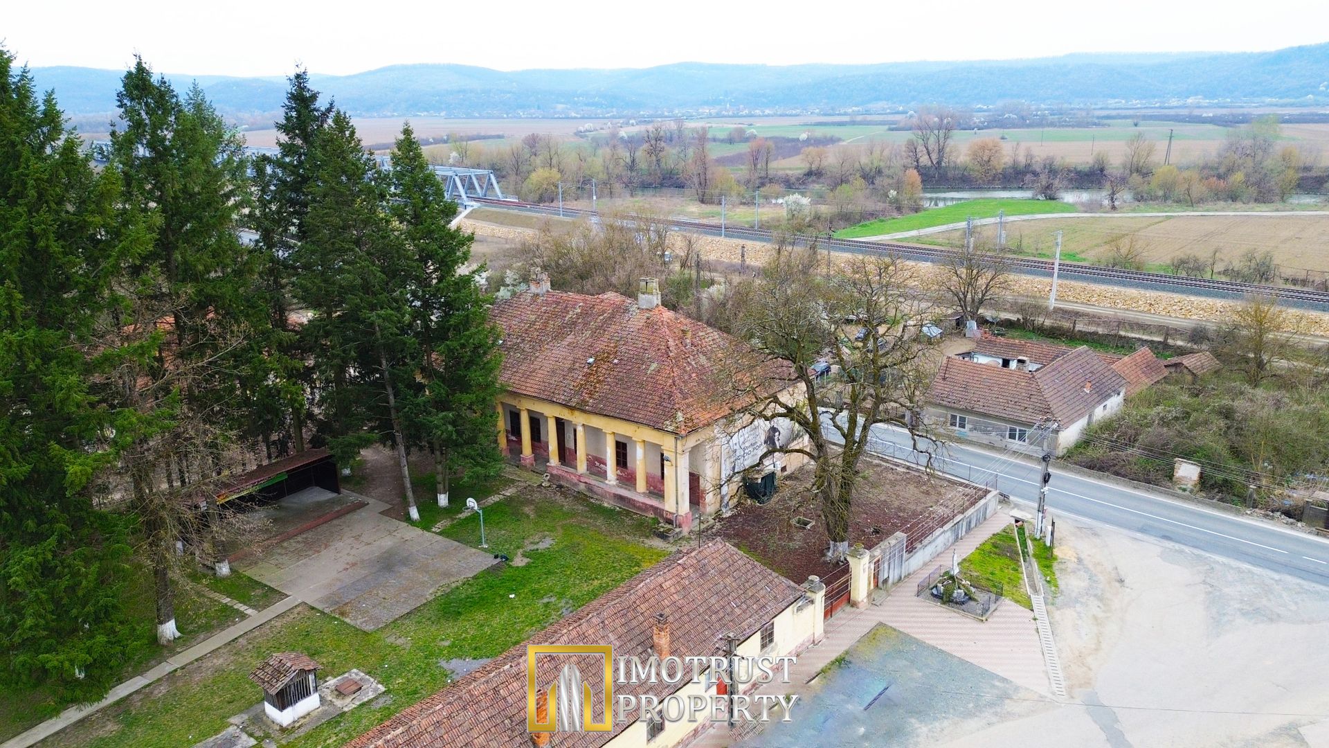 Castel istoric de vânzare în Conop | proprietatea lui Cicio Pop - Poză 5