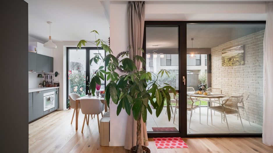 Apartament la parter cu gradina disponibil la inchiriere - Poză 9