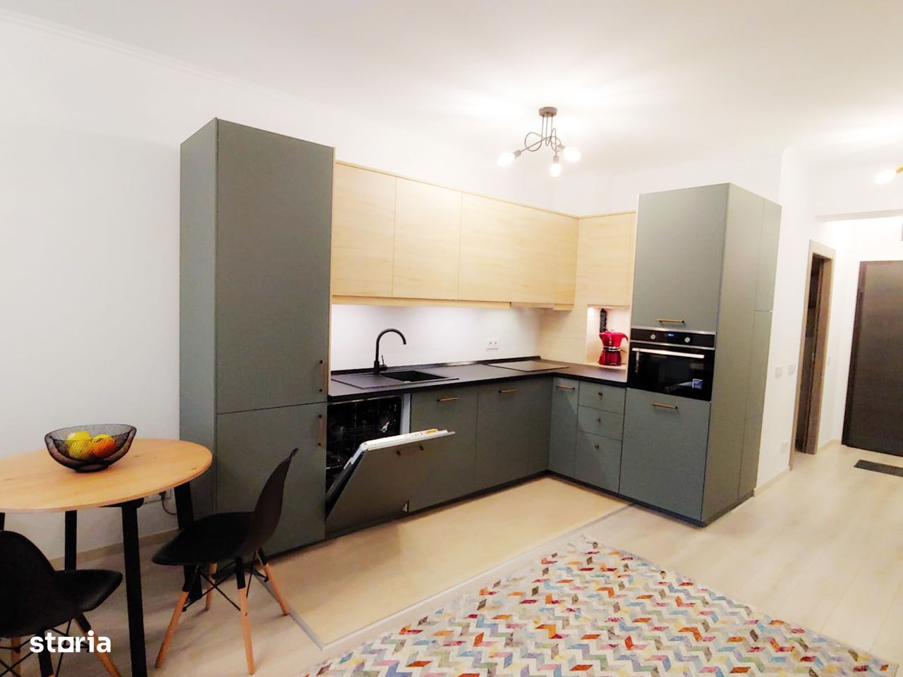 Inchiriere apartament 3 camere SoHo + loc parcare cu statie electrica - Poză 3