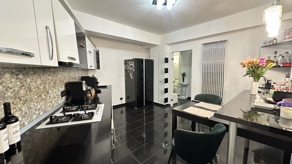 Apartament cu 3 camere str. Izbiceni | Damaroaia | Bucuresti Noi - Poză 3