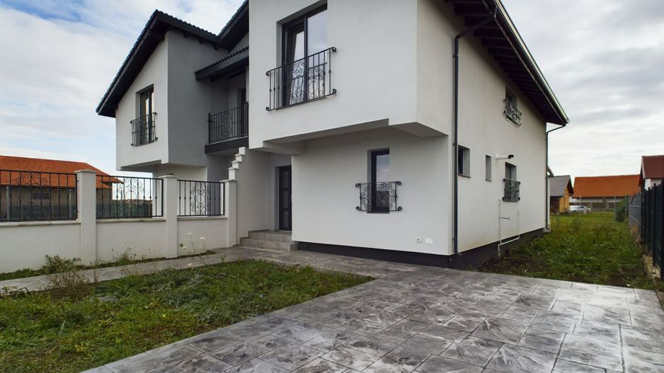 Duplex Săcălaz - Poză 1