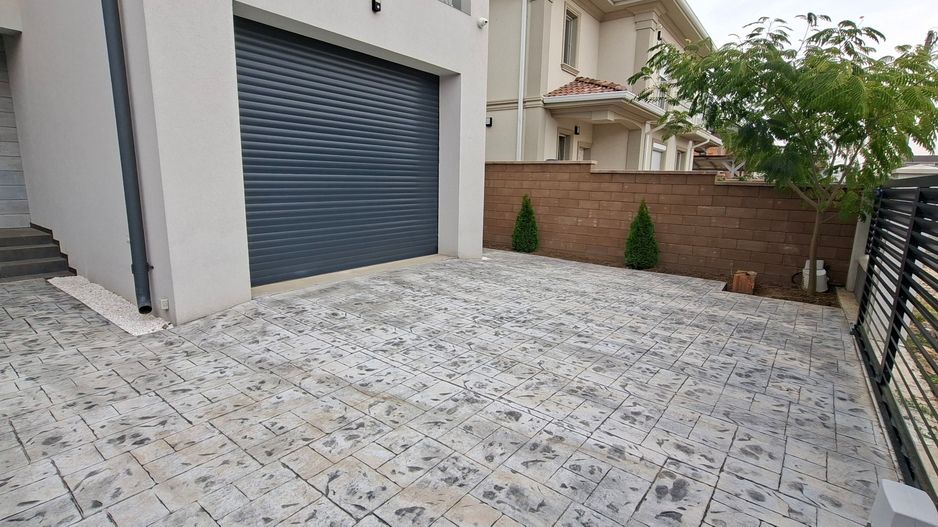 Duplex cu garaj - Dumbravita - Poză 1