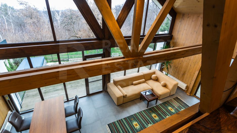 Chirie casa, 5 camere, strada Nicolae Testemiţeanu, Centru - Poză 2