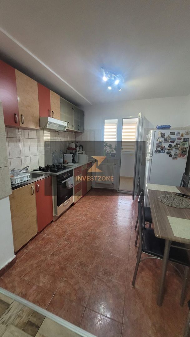 3 camere Transilvaniei bloc cu lift - Poză 18