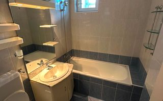 DE ÎNCHIRIAT: Apartament cu 3 camere | Cartierul Cornișa (Zona Zambara - Poză 9