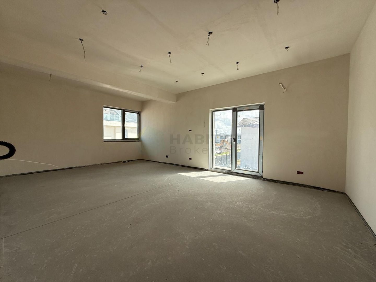 Casă individuală modernă de vânzare – Tunari | 0% comision | 350.000 € - Poză 9