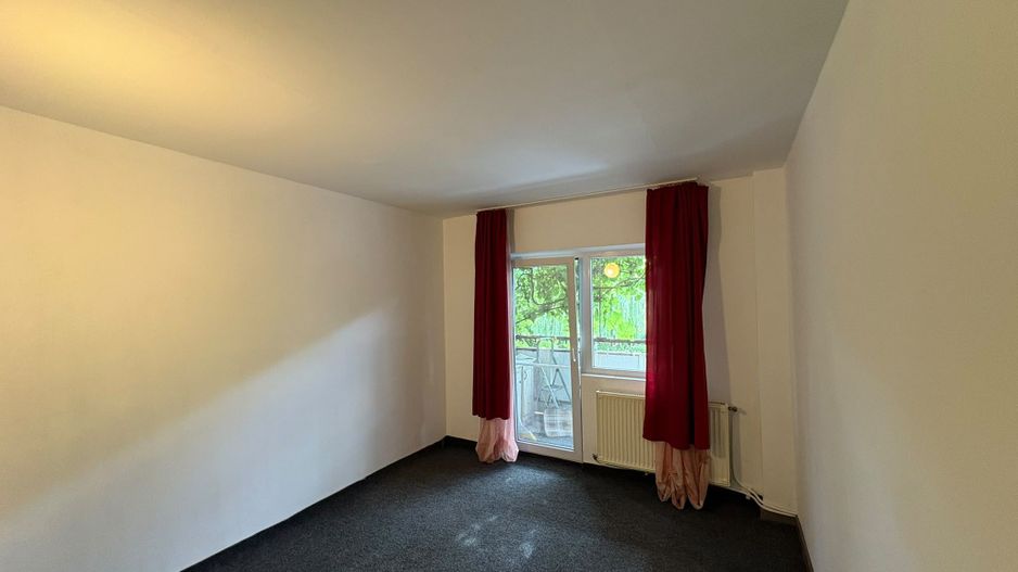 Apartament 4 decomandat camere 87 mp de închiriat zona semicentrala etaj 1 - Poză 5