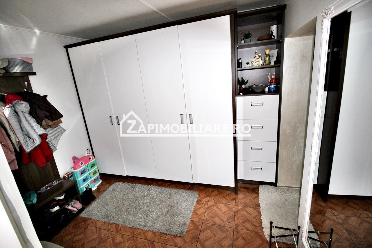 Casa 6 camere, 150mp.utili,527mp teren, zona semicentral - Poză 23