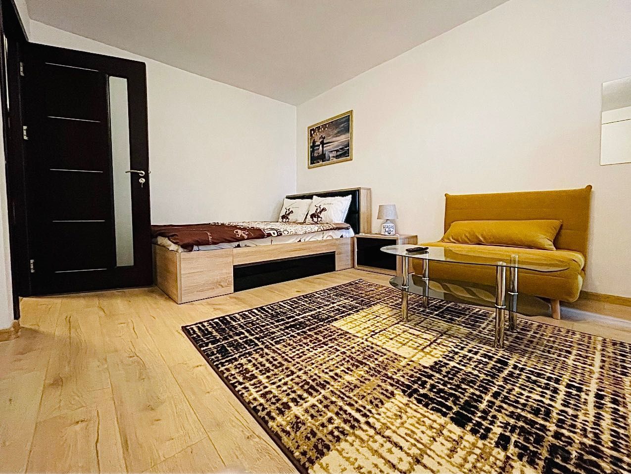 Propietar, Garsonieră de Vânzare, Liberty Mall - Poză 1